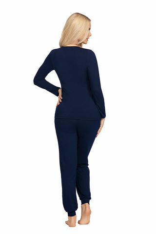 Пижамы Blanka темно-синего цвета состоит из кофты с длинными рукавами и брюк