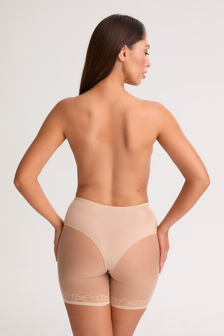 Бежевые трусы-шорты из линейки Comfort с высокой талией. Сочетание нежного тюля с плотным материалом