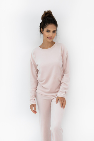 Прозрачные колготки 20 den. Особая техника плетения изделия маскируют мелкие недостатки кожи. Шелков