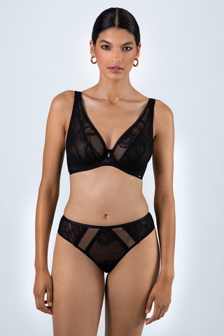 Нежные кружевные трусики-бразилиана Ether.Выполнены из эластичной сетки и ажурного кружева. Ластовиц